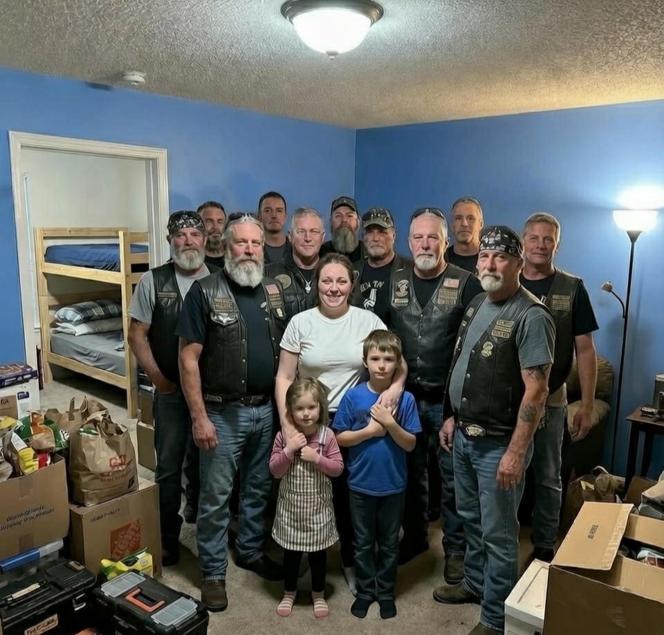 Lumabas Sila Bilang Maskulado. Umalis Sila Bilang Pamilya